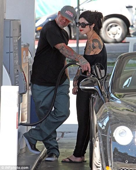 He and Kat Von D visited her tattoo shop L.A. Ink with great fanfare, 