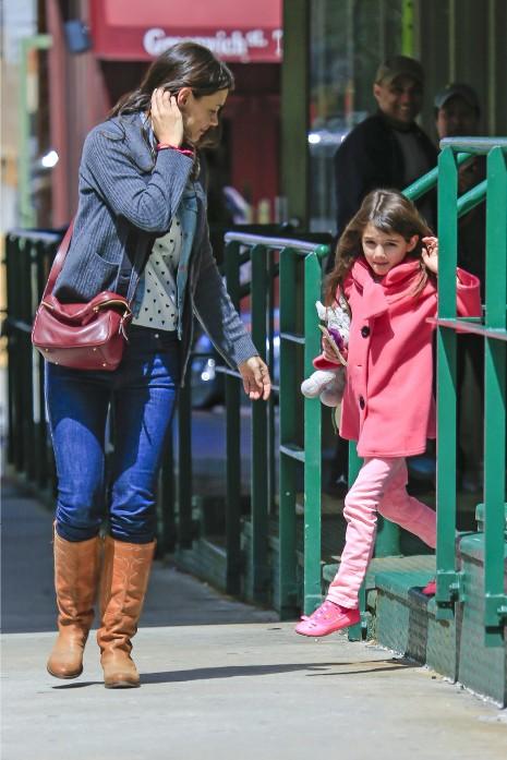 Suri Cruise At Seven: Eager For Fashion And Beauty