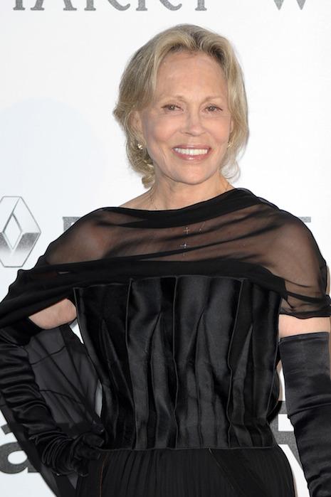 faye dunaway is still weighing every piece of broccoli